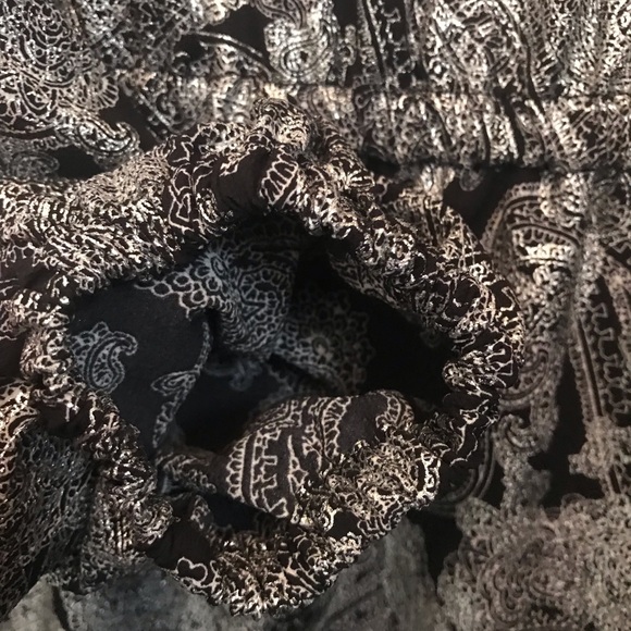 Michael Kors Paisly Dress with long sleeves, elastic waist & layered. New w/Tags - Picture 10 of 11